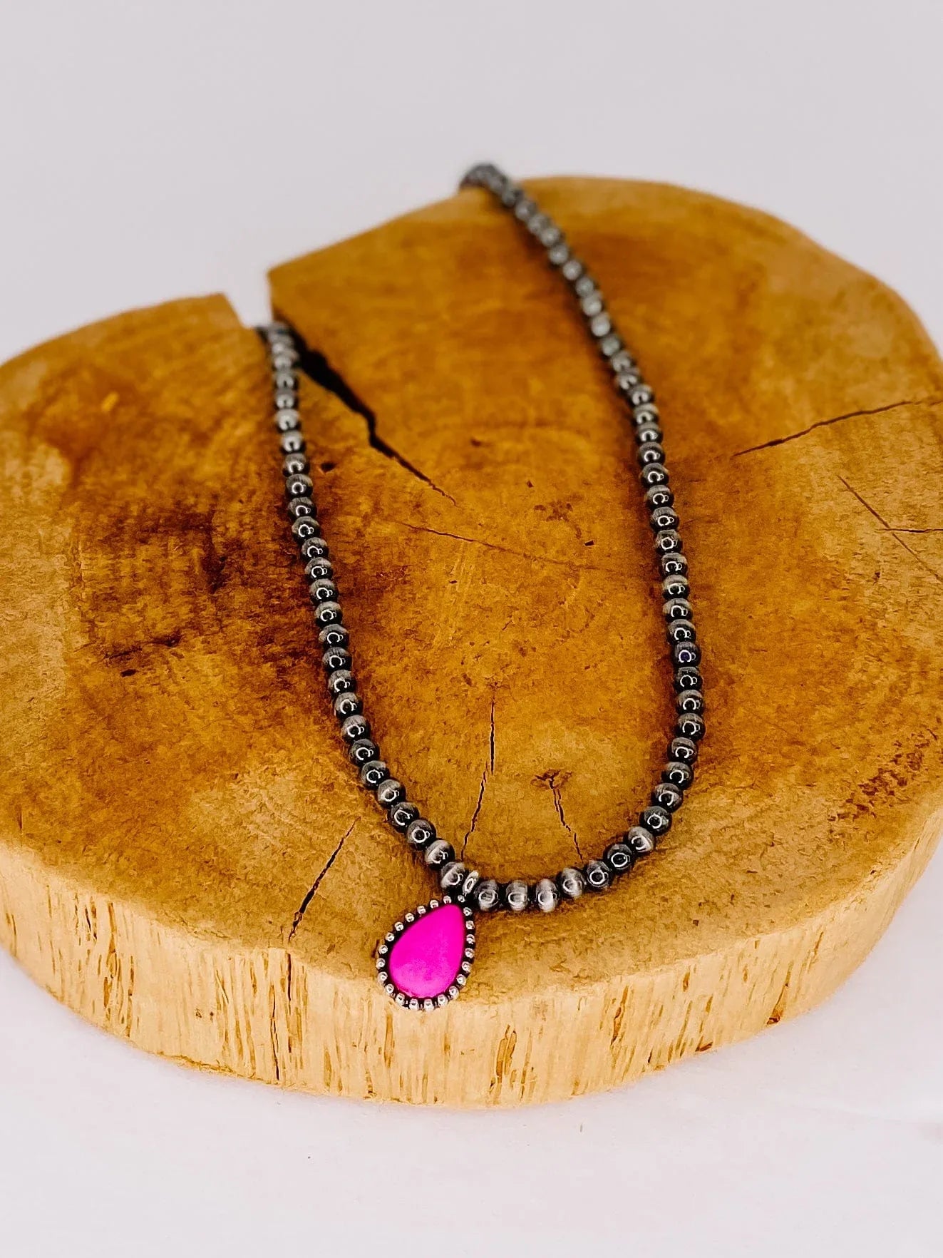 Necklaces Pink Teardrop Choker