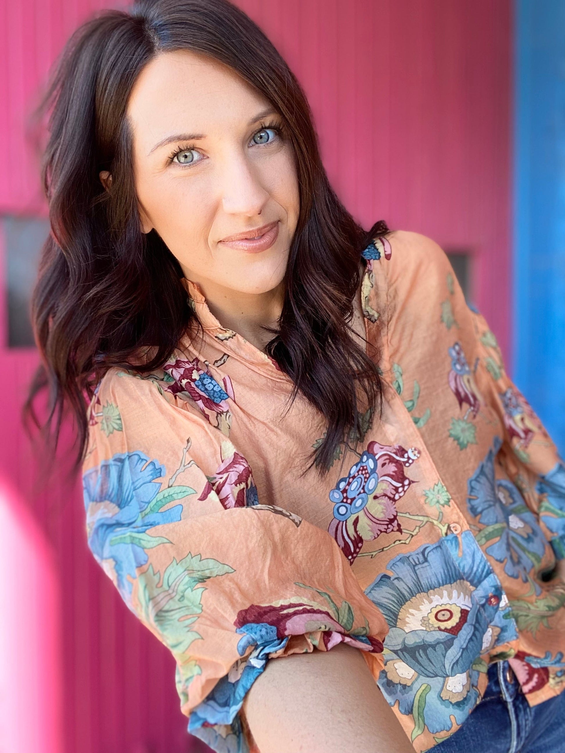 Tops Cady Floral Balloon Sleeve Top- Coral