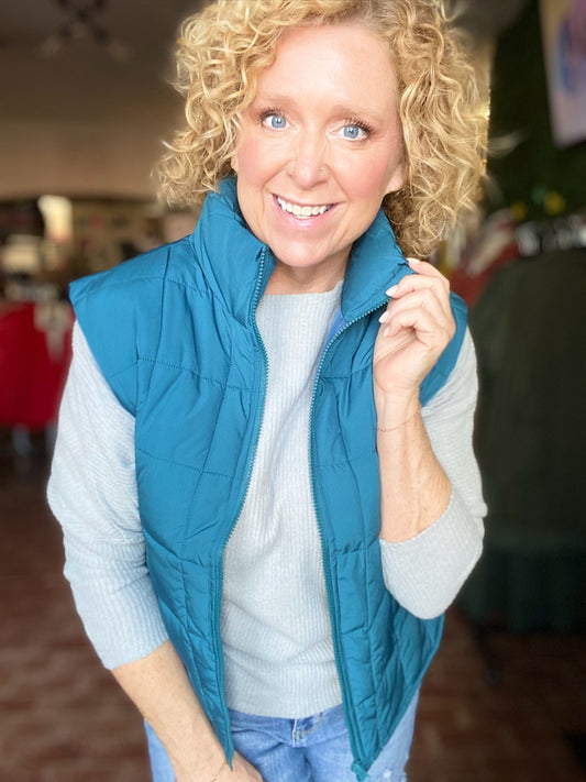 Outerwear Daevi Puff Vest- Dark Teal
