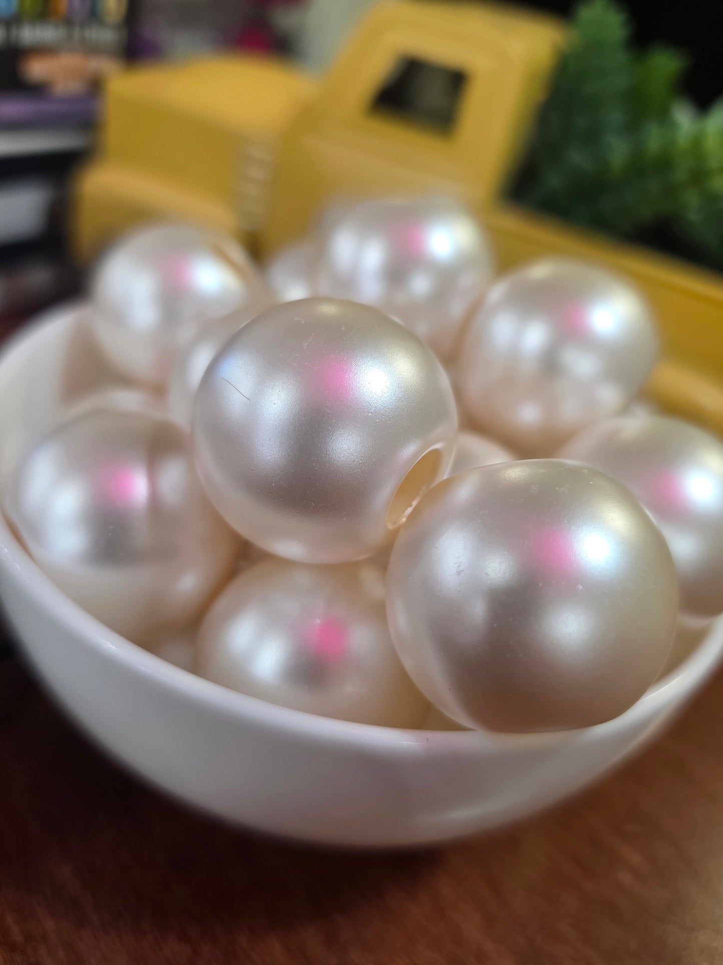 Pearl Scarf Slide